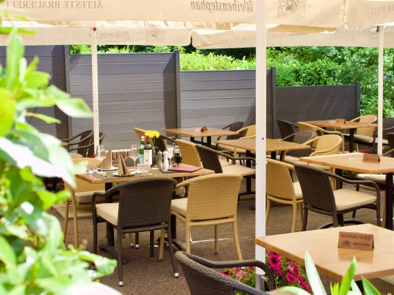 Warmes Ambiente im Restaurant Saporito Zeven